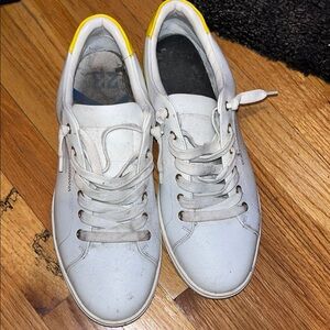 White and yellow “McQueen” Style Dress sneakers
Made in Italy
Retail $: 690$